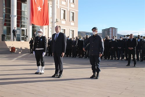 Ulu önder Gazi Mustafa Kemal  ATATÜRK ölümünün 83. Yıldönümünde törenlerle anıldı.